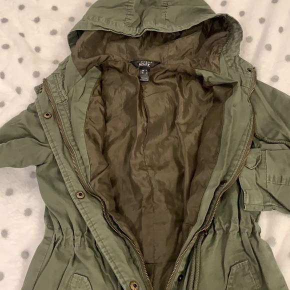 Awesome Army Green Jacket - Picture 6 of 10